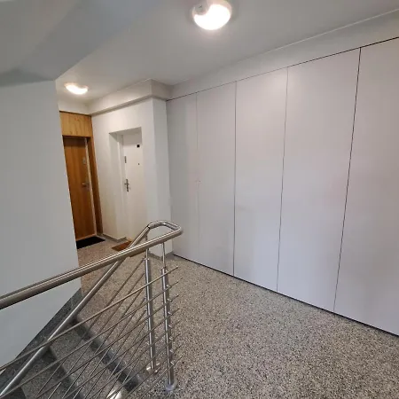 Bursztynowy Apartament Miedzywodzie 미에드지보드지